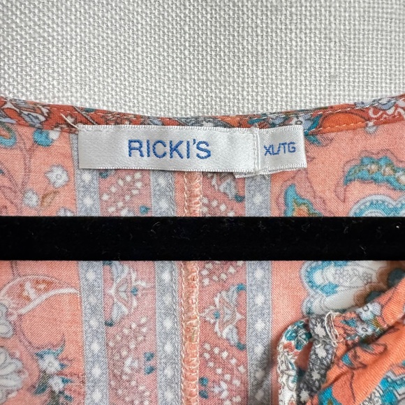 23 inches Ptp Bohemian style blouse - Picture 6 of 7